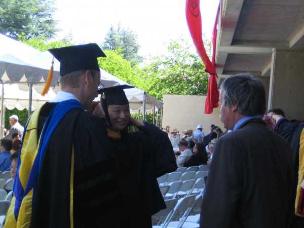 Grad 003.jpg 6/18/2006 5:58:12 PM